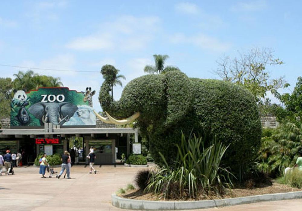 Pinnawala zoo