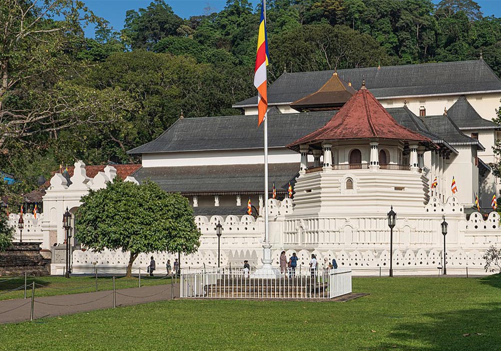 kandy tooth temple